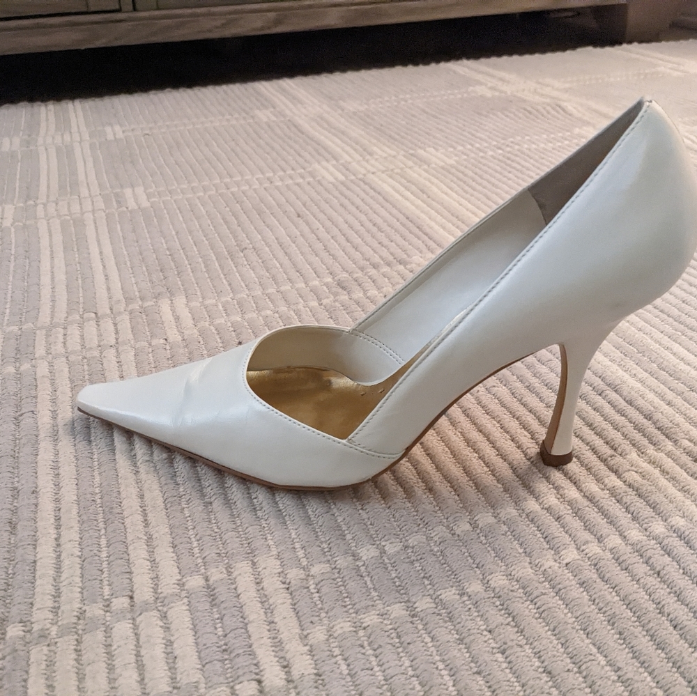 BCBgirls pumps women's white 9.5